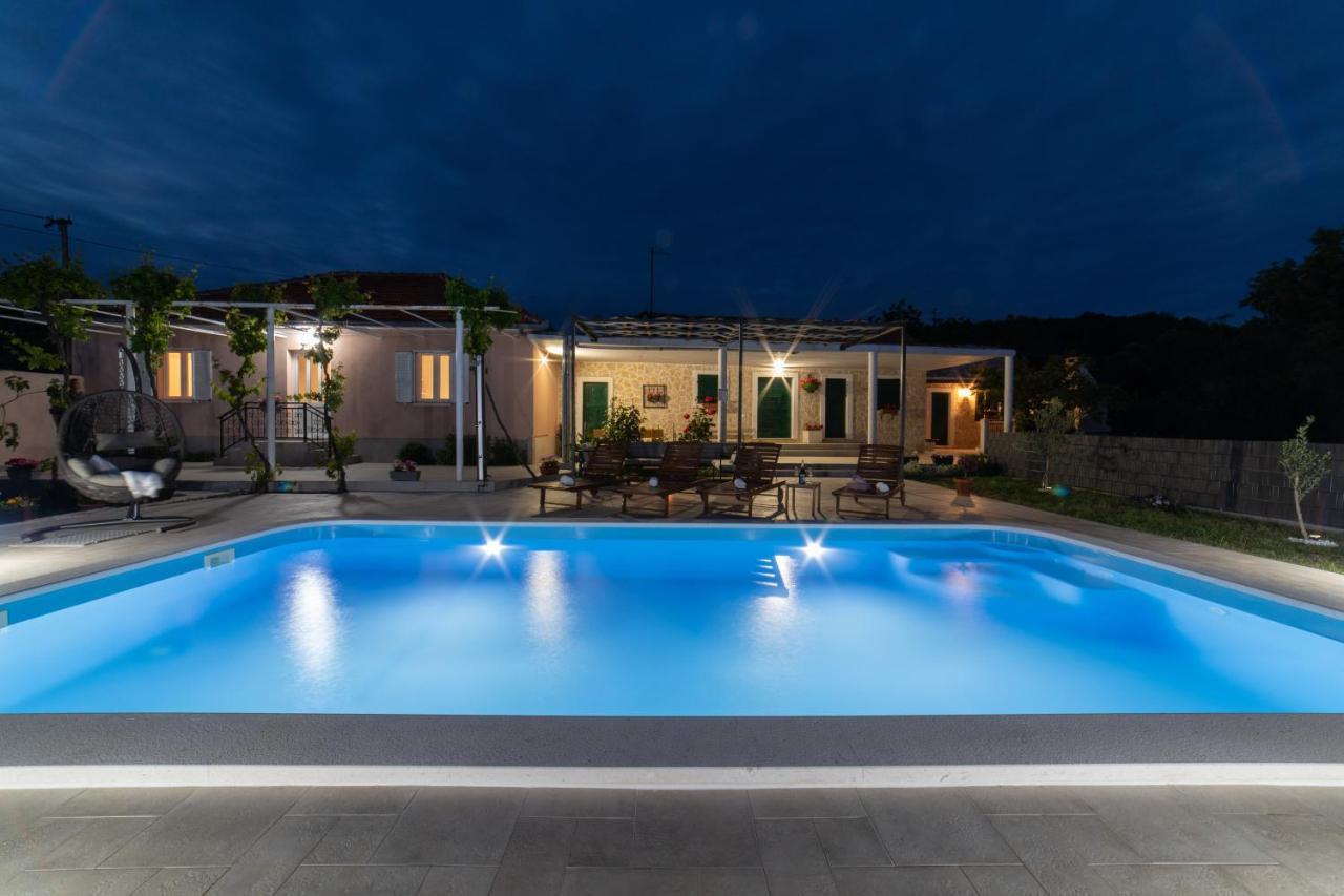 Villa Terra With Heated Pool Marina Exterior foto