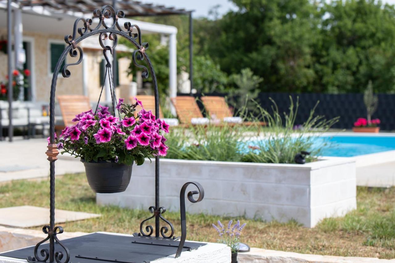 Villa Terra With Heated Pool Marina Exterior foto