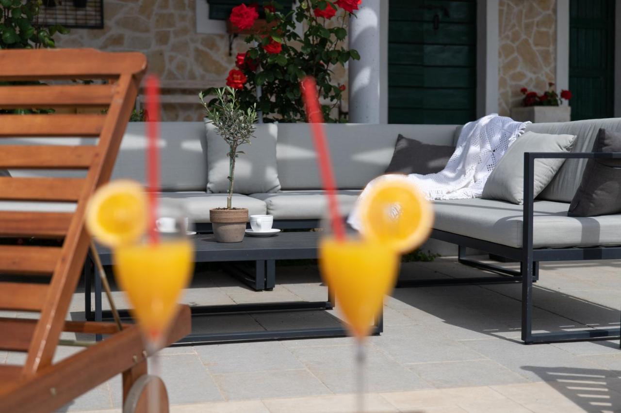 Villa Terra With Heated Pool Marina Exterior foto