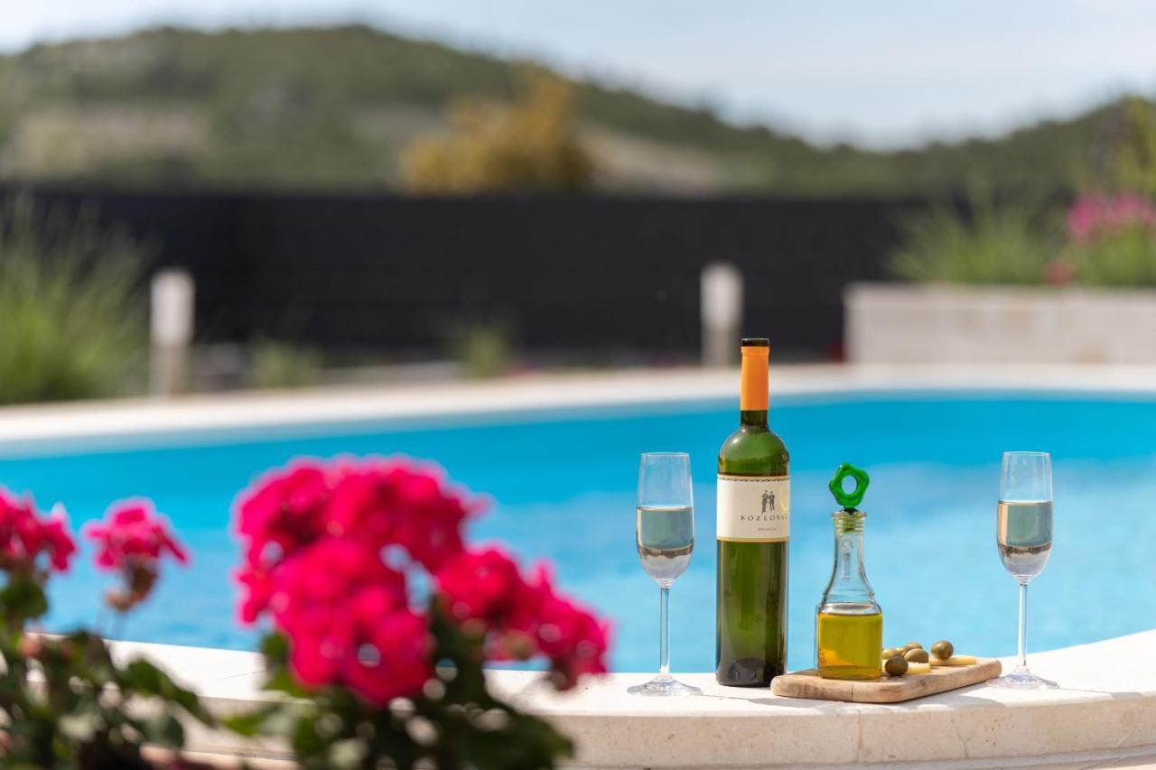 Villa Terra With Heated Pool Marina Exterior foto