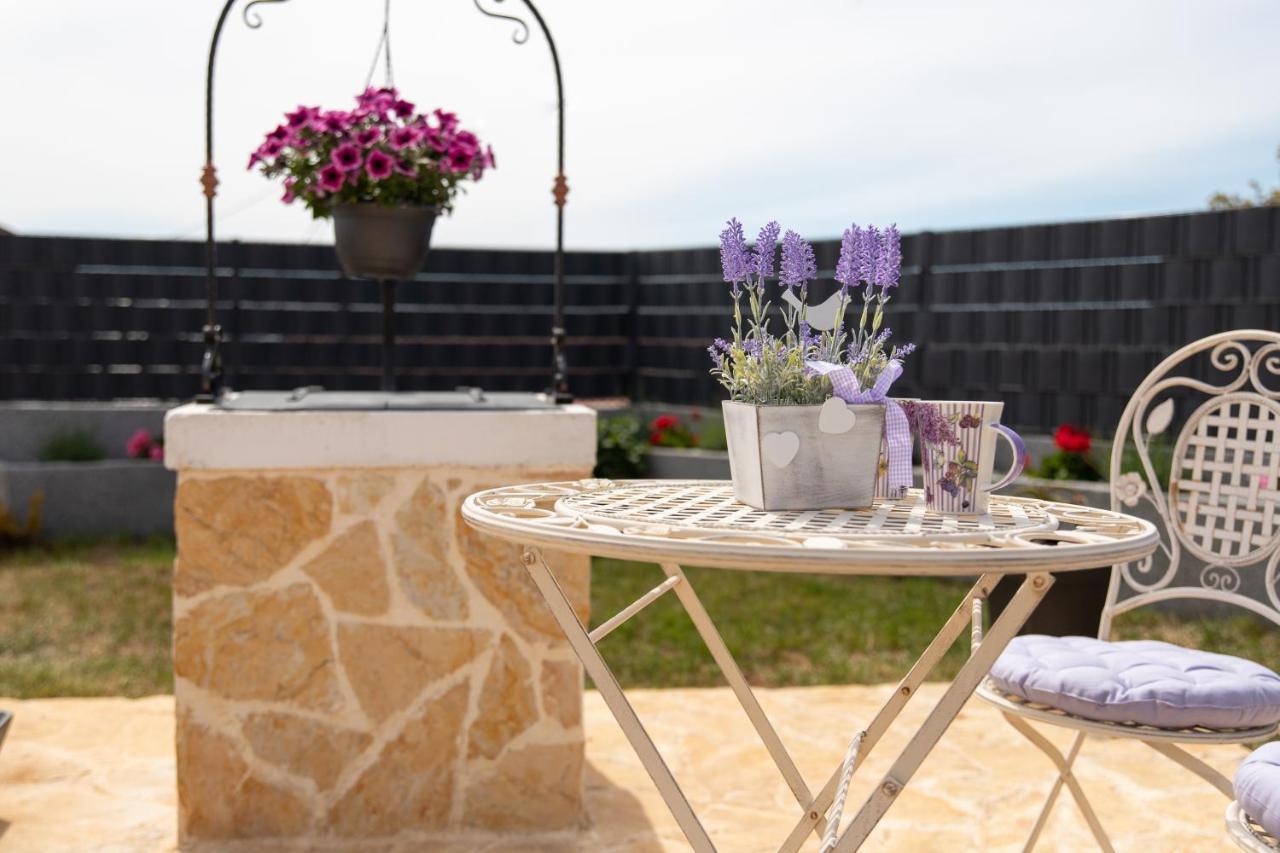 Villa Terra With Heated Pool Marina Exterior foto