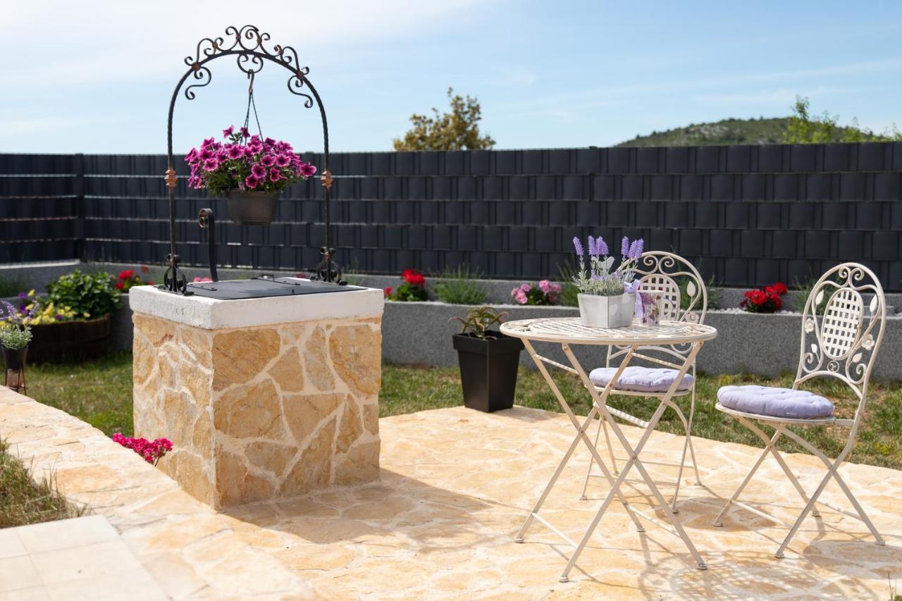 Villa Terra With Heated Pool Marina Exterior foto