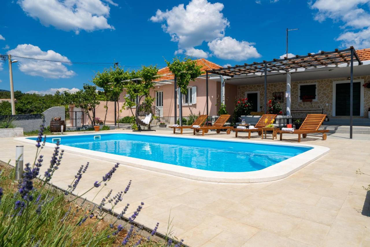 Villa Terra With Heated Pool Marina Exterior foto