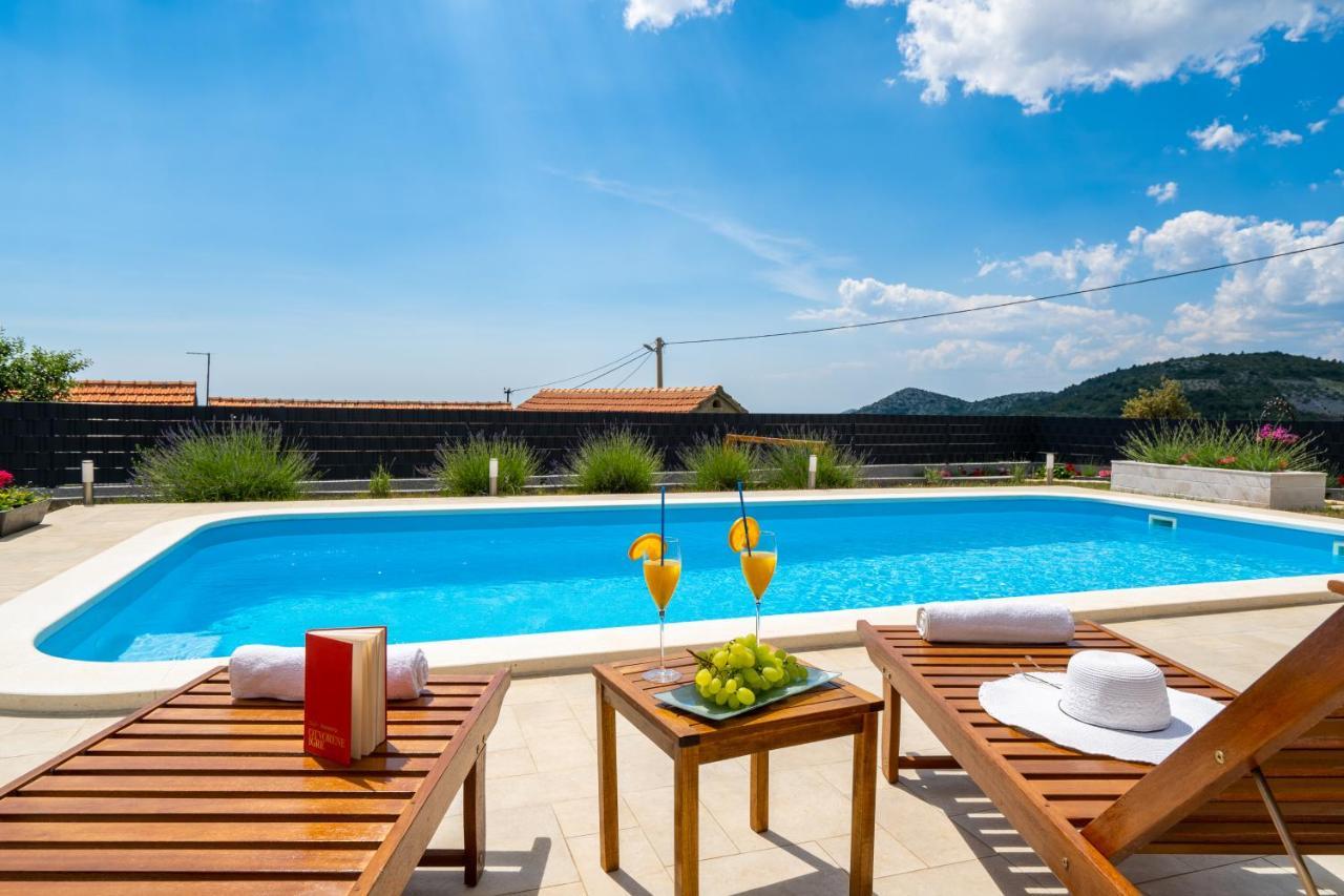 Villa Terra With Heated Pool Marina Exterior foto