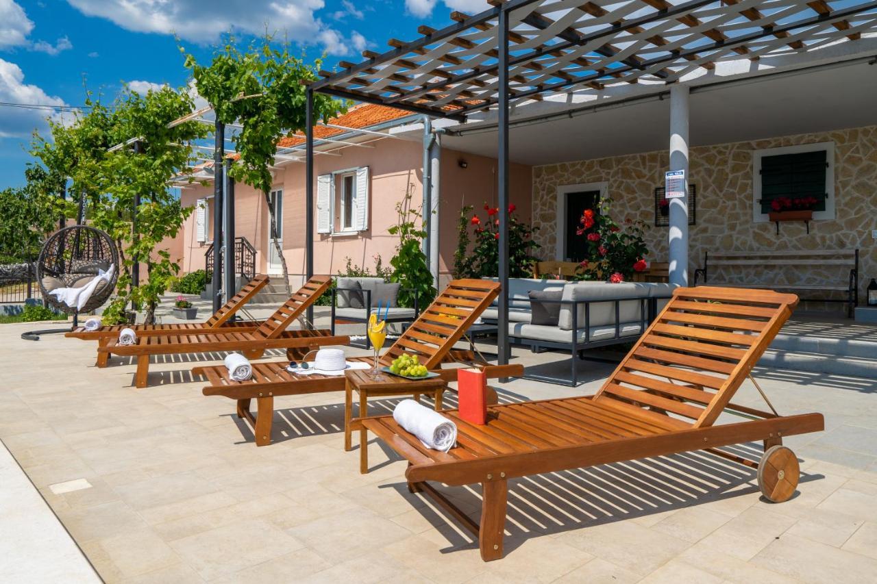 Villa Terra With Heated Pool Marina Exterior foto