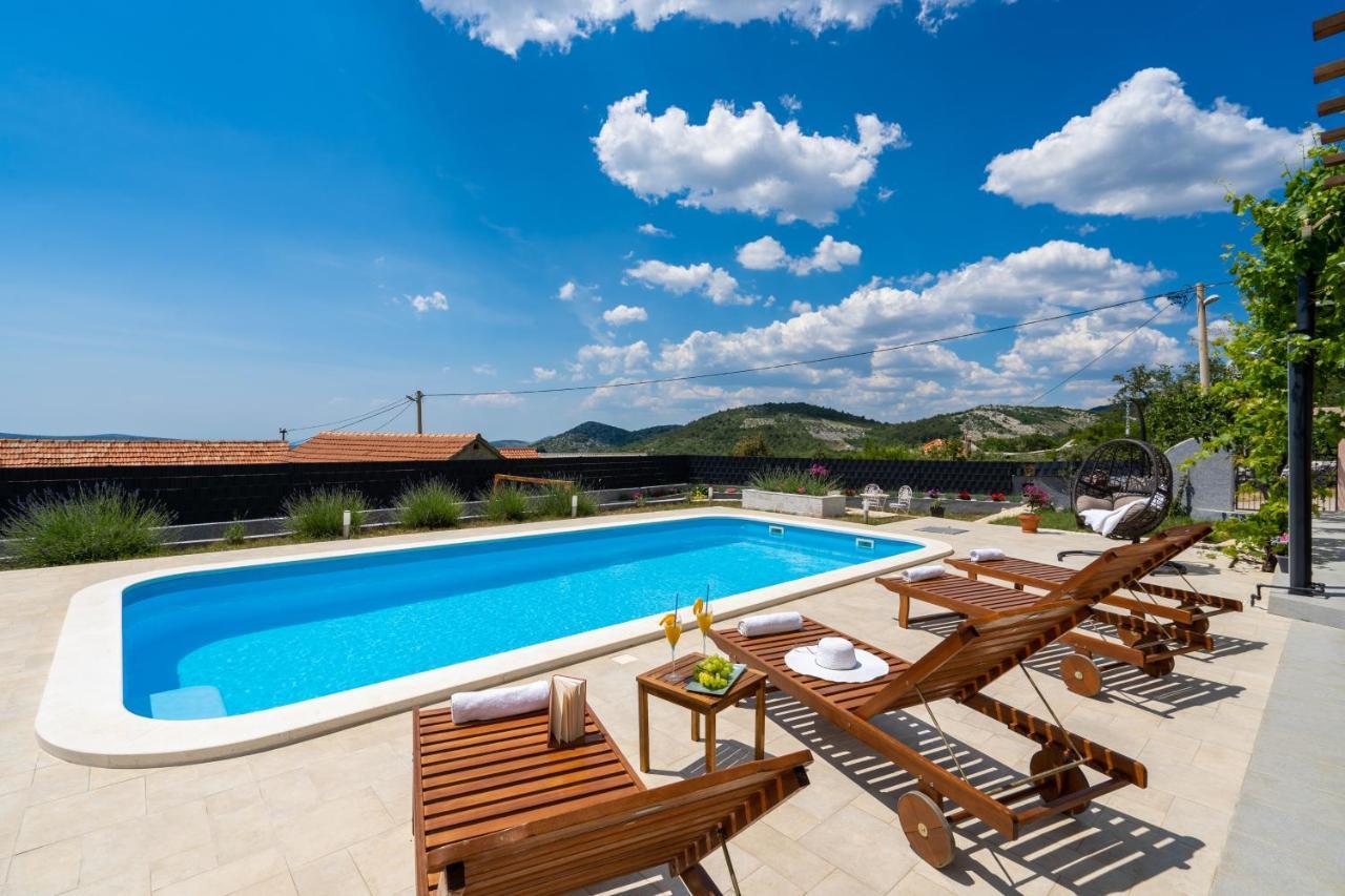 Villa Terra With Heated Pool Marina Exterior foto